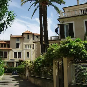 Fiorenza & Banksia Meuble 2* Alassio