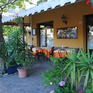 La Lanterna Di 2* Guiglia